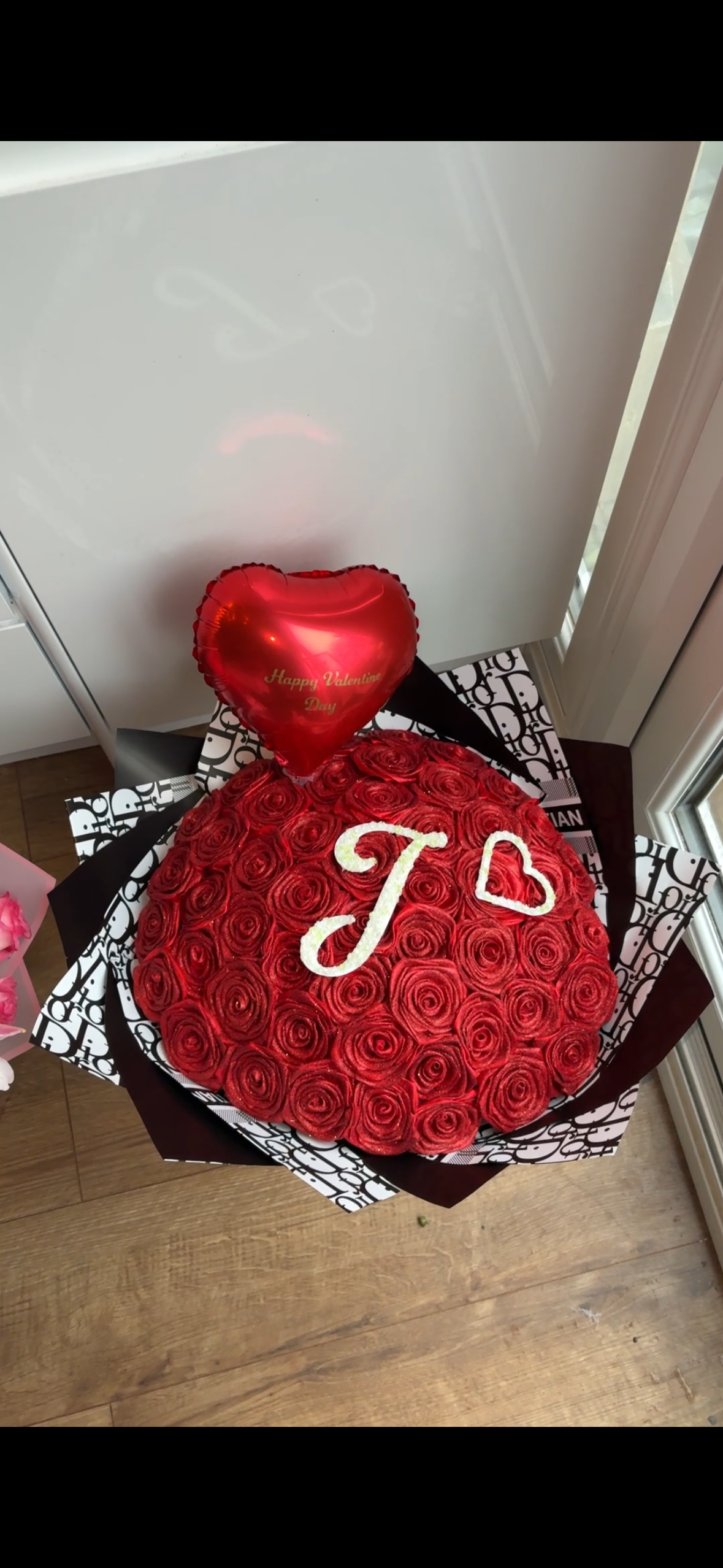 Mini heart ballon